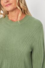 SWEATER MULTILINEA CON TAJO - Image 6