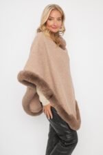 PONCHO CON PIEL - Image 4