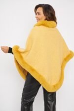 PONCHO CON PIEL - Image 4