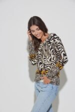 SWEATER ESTAMPADO - Image 4