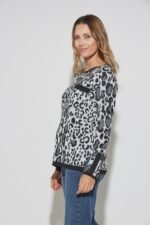 SWEATER ESTAMPADO - Image 5