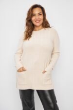 SWEATER DISE?O RECTANGULAR CON BOLSILLOS