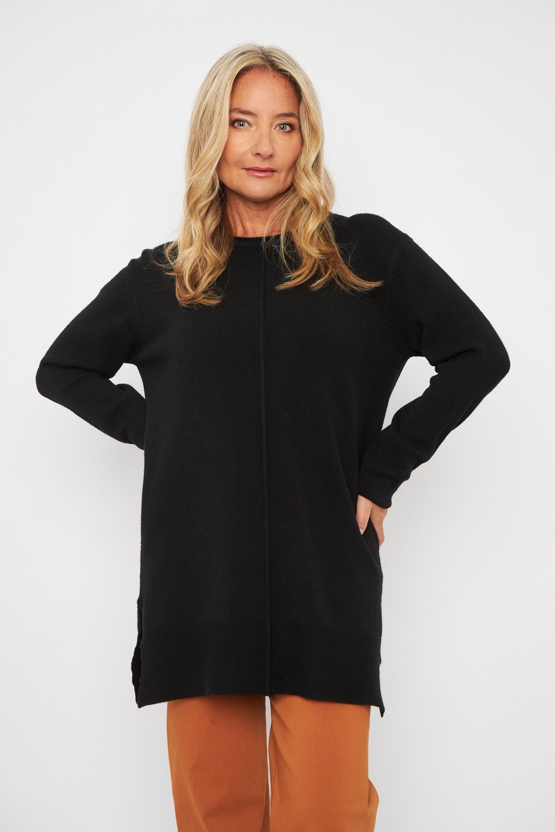 3381-0.jpg SWEATER CON LINEA Y TAJOS - Image 1