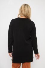 SWEATER CON LINEA Y TAJOS - Image 2