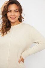 SWEATER CON LINEA Y TAJOS - Image 3
