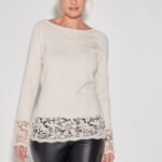 SWEATER CON ENCAJE Y PIEDRAS