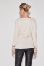 SWEATER CON ENCAJE Y PIEDRAS - Image 5