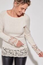 SWEATER CON ENCAJE Y PIEDRAS - Image 6
