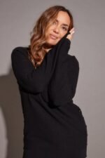 SWEATER CON BOTONES A LOS LADOS - Image 4