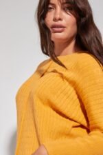 SWEATER DESCONT. CON OCHITOS Y BOLSILLOS - Image 6