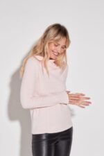 POLERON CON OCHITOS CASHMERE LIKE - Image 4