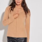 CAMPERA CON OCHITOS CIERRE