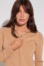 CAMPERA CON OCHITOS CIERRE - Image 6