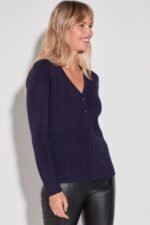 CARDIGAN CON BOTONES OCHITOS - Image 2