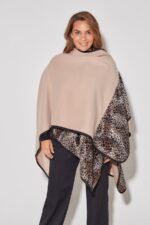 RUANA ANIMAL PRINT