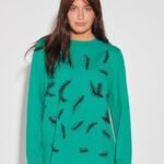 SWEATER ESTAMP BOTON ESPALDA