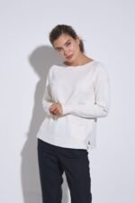 SWEATER CON DETALLE Y BOLSILLOS - Image 2