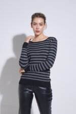SWEATER RAYADO CON CIERRE ESPALDA - Image 2