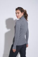 POLERA CON TRANSPARENCIA Y CIERRE - Image 3
