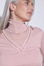 POLERA CON TRANSPARENCIA Y CIERRE - Image 3