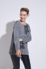 CARDIGAN CON CIERRE ESTRELLA BORDADA CON PIEDRAS - Image 3