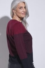 SWEATER ESTAMPADO DEGRADE CON PIEDRAS - Image 3