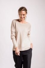 SWEATER TEJIDO CON DETALLE