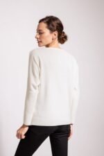 SWEATER DESCONT. CON BOLSILLOS CASHMERLIKE - Image 3