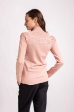 SWEATER CON BORDADO CINTA - Image 7