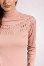 SWEATER CON BORDADO CINTA - Image 4