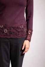 SWEATER CON ENCAJE Y PIEDRAS - Image 7
