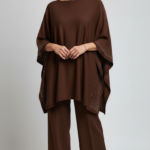 Poncho Ribeteado Piedras